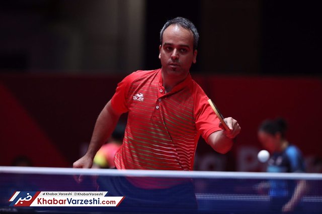 نوروزی: فقط احتشام‌زاده حقوق می‌گیرد