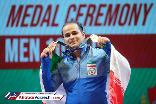 رضا دهدار: خدا را شکر دغدغه شغل ندارم