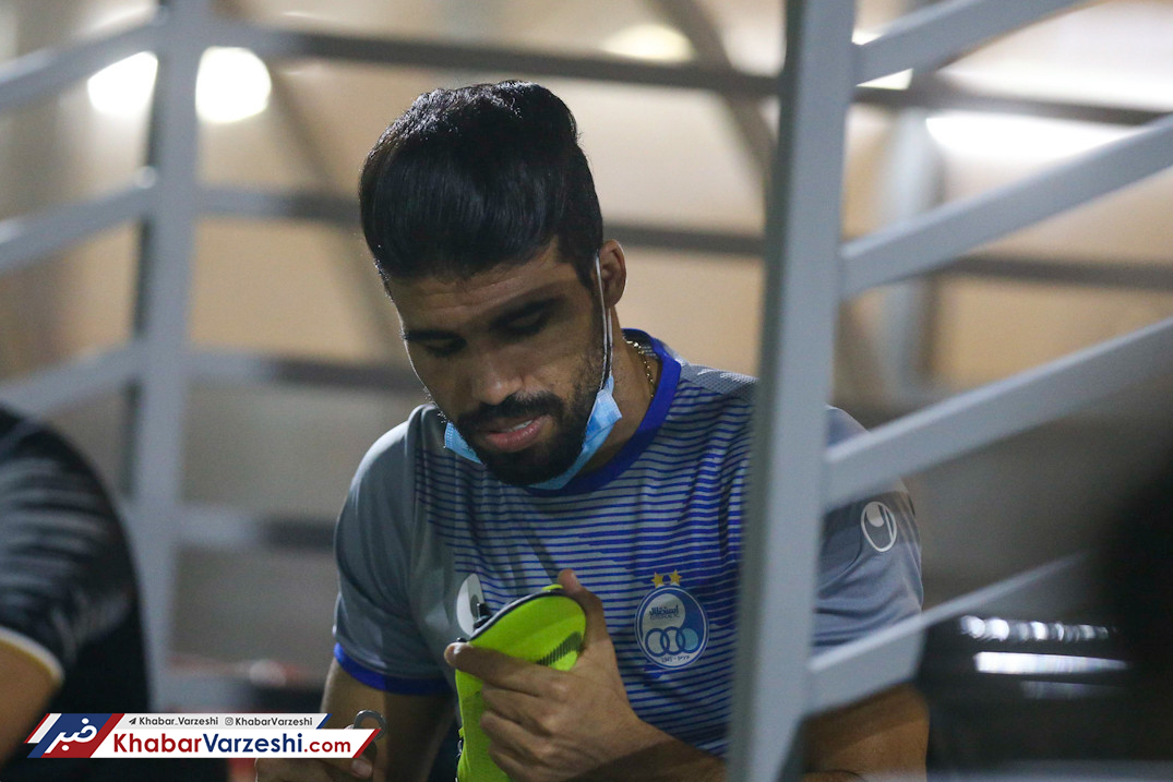 دشتی: برگشتم، چون می‌خواهم از استقلال جدا شوم