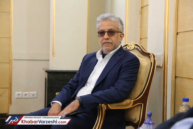 حمایت رئیس AFC از داوران آسیایی